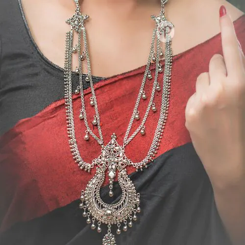 Silver Cascade: Multilayered Traditional Necklace