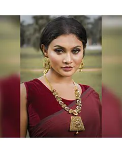Golden Blossom Short Necklace Set