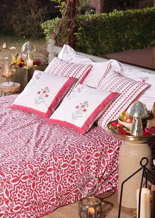 Pinkish Red Floral Printed  Bedsheet Set