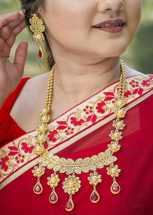 Golden Floral Long Necklace & Earrings Set